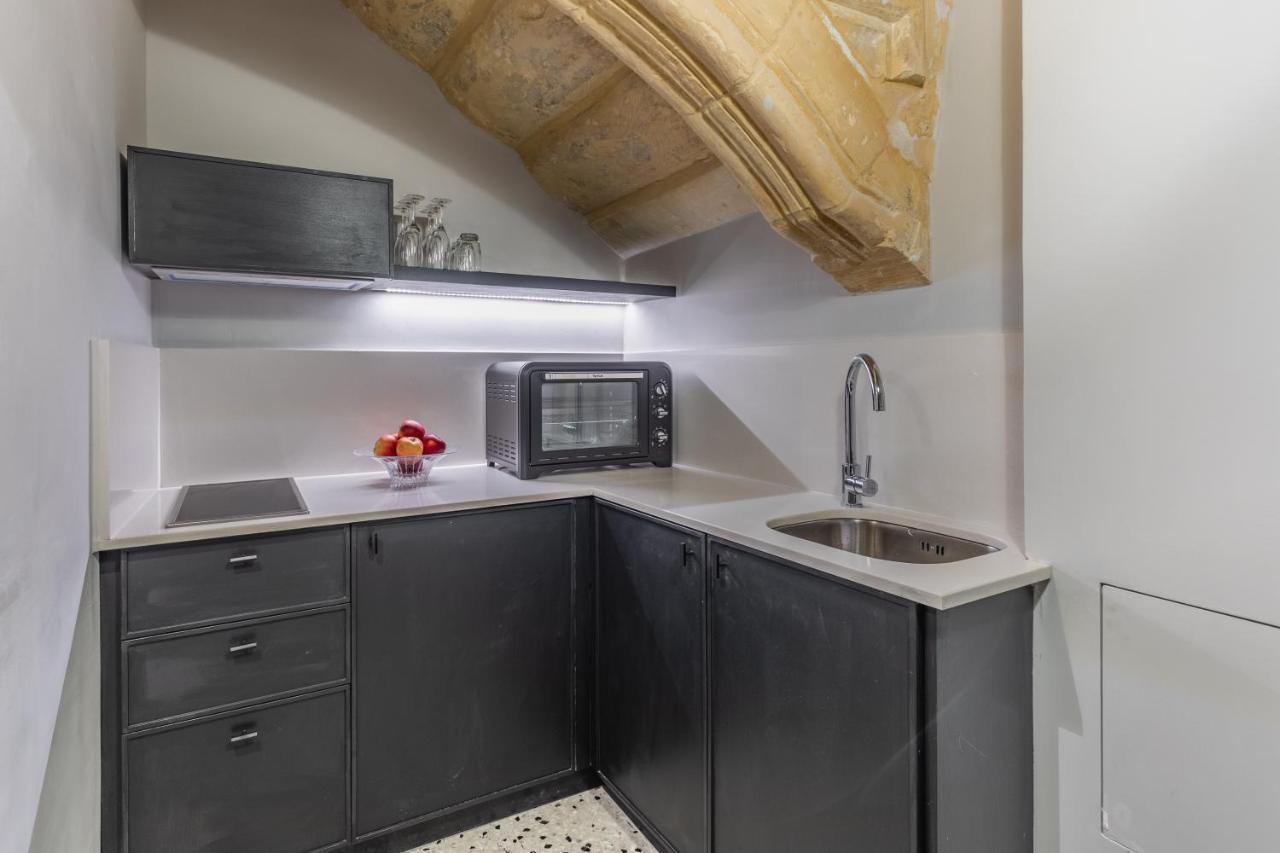 House Of W Apartment Valletta Bagian luar foto