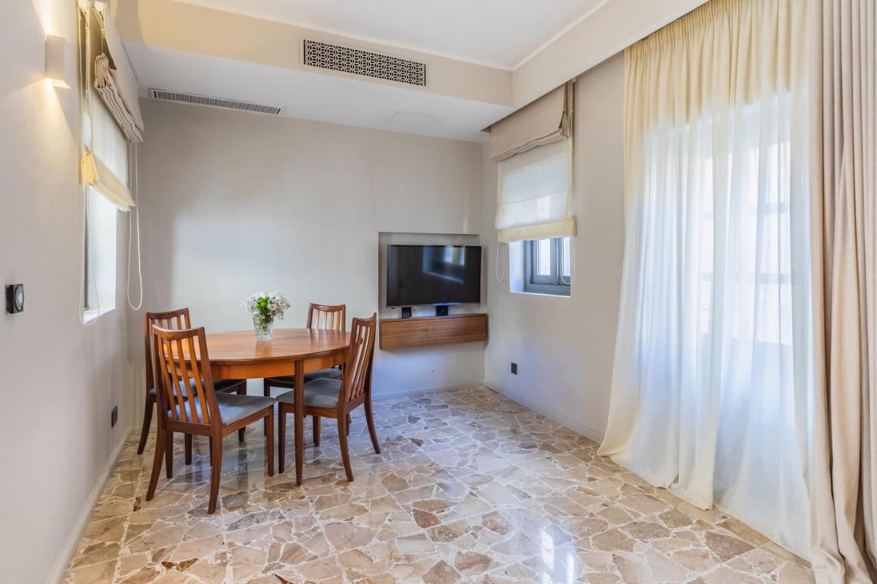 House Of W Apartment Valletta Bagian luar foto
