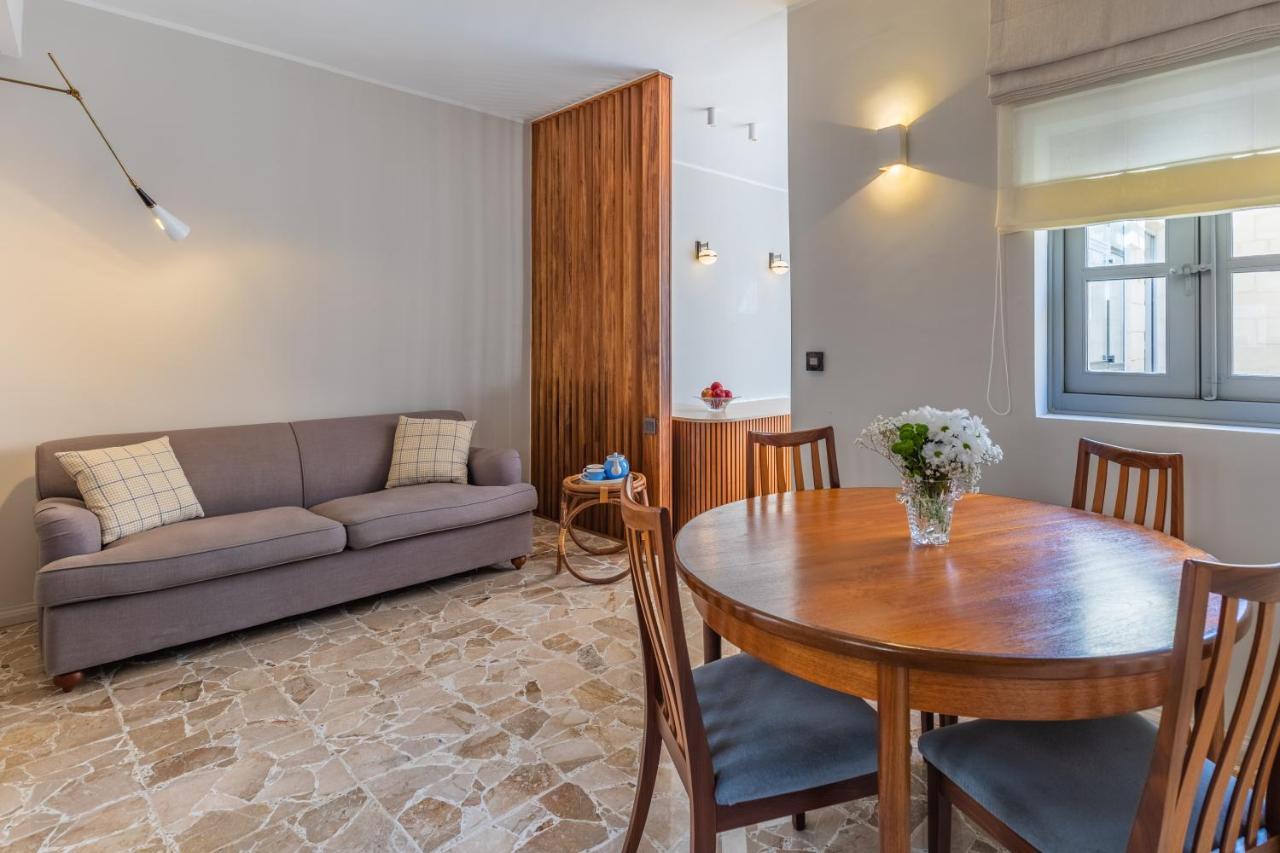 House Of W Apartment Valletta Bagian luar foto