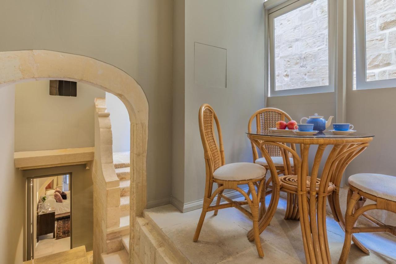 House Of W Apartment Valletta Bagian luar foto